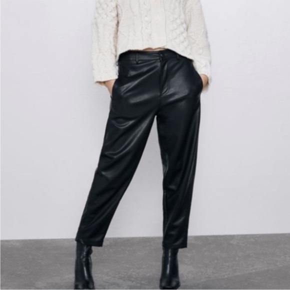 ZARA Black Vegan Faux Leather Pleated Front Pants Size M Blogger Favorite NWT - Picture 5 of 16